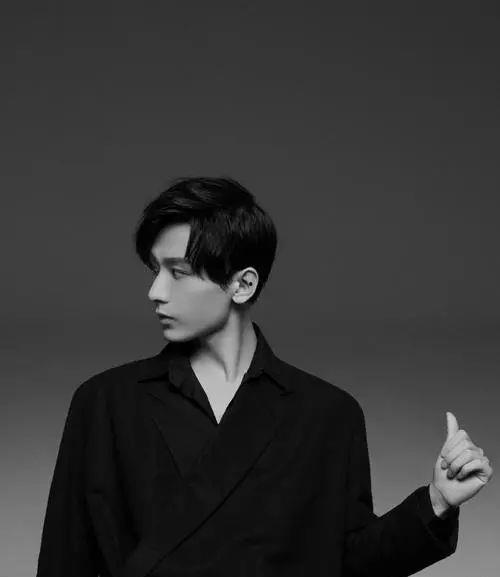 成毅今日爆料最新消息图片,揭秘娱乐圈幕后真相